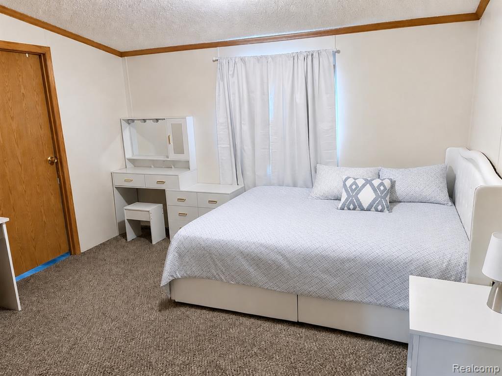 18 Brookfield Property Photo 8
