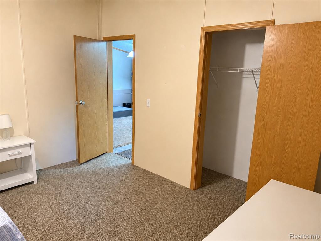 18 Brookfield Property Photo 9