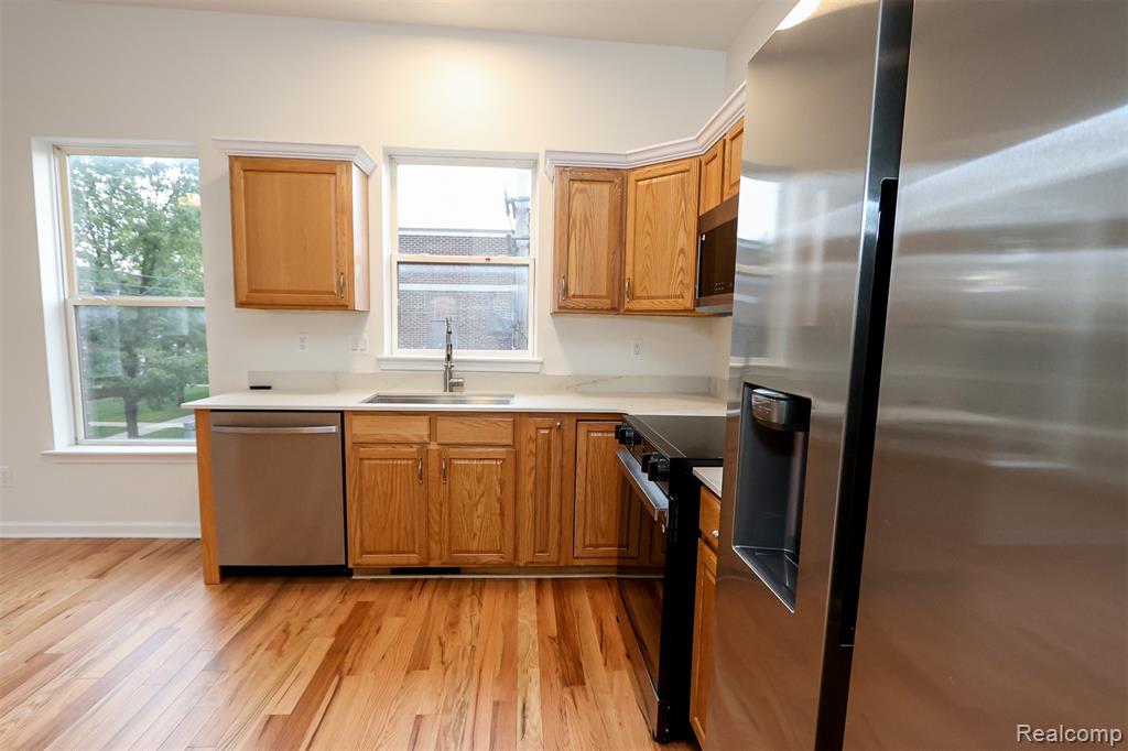 52 W Bethune Street Property Photo 12