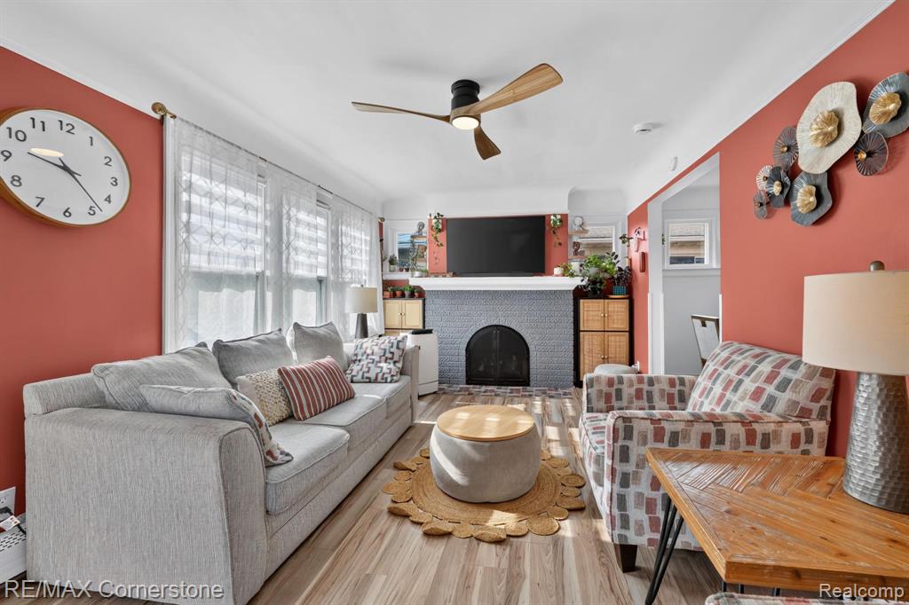 4040 Longtin Avenue Property Photo 4