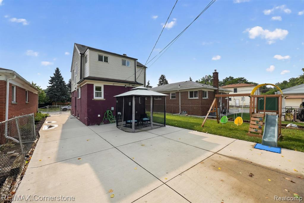 4040 Longtin Avenue Property Photo 29