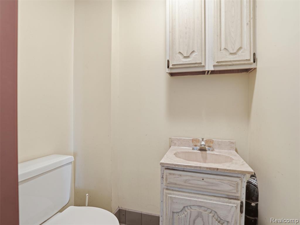 61400 Romeo Plank Road Property Photo 51