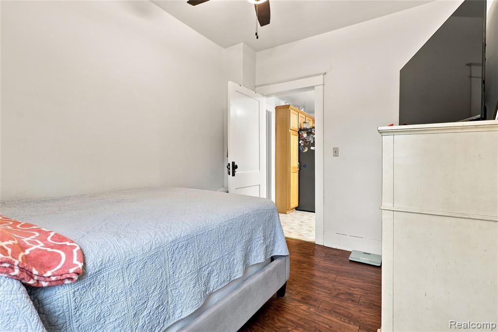 13462 N Linden Road Property Photo 21