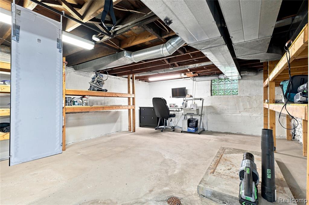 13462 N Linden Road Property Photo 30