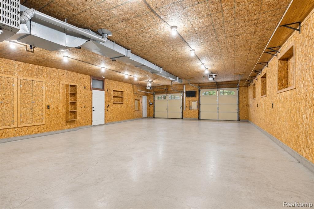 13462 N Linden Road Property Photo 40
