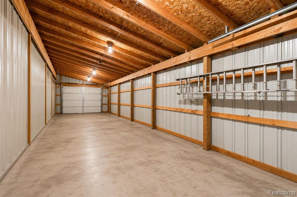 13462 N Linden Road Property Photo 46
