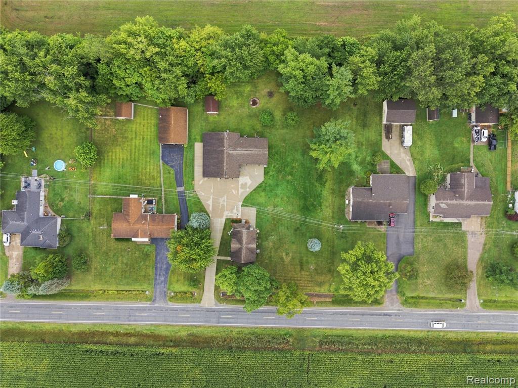13462 N Linden Road Property Photo 56