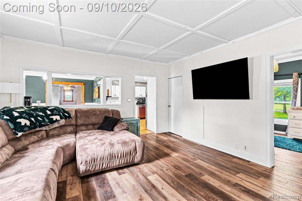 10025 Braden Road Property Photo 8