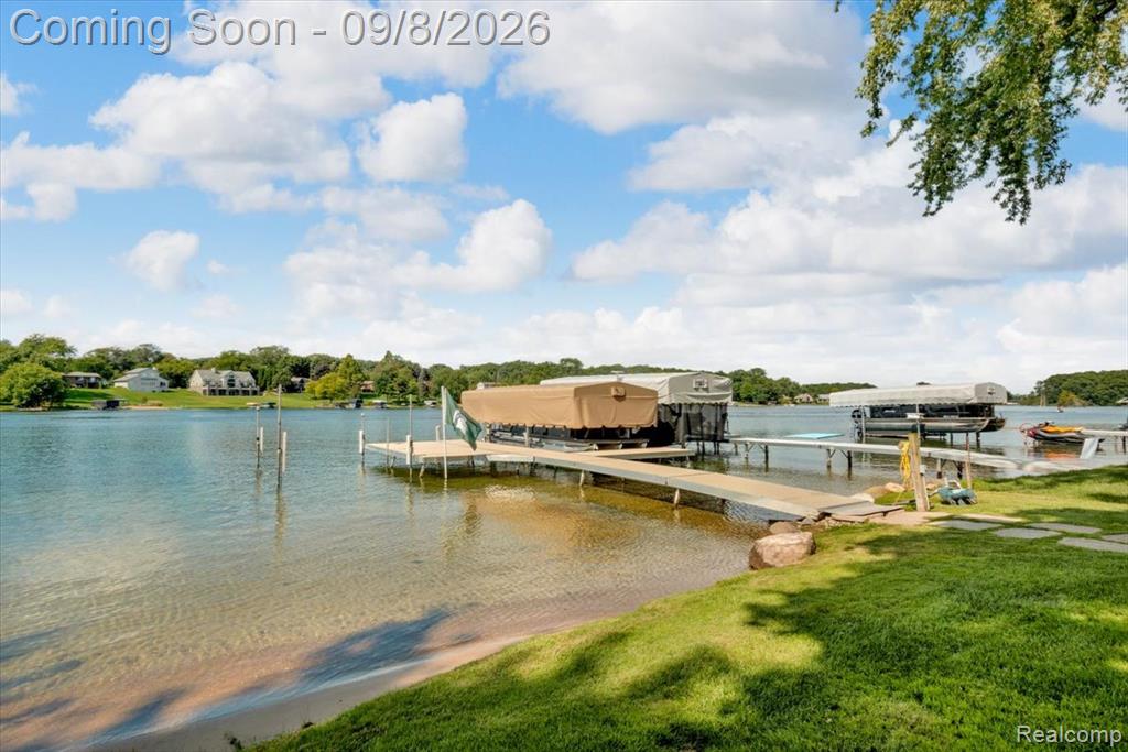 16128 Silvercrest Drive Property Photo 22