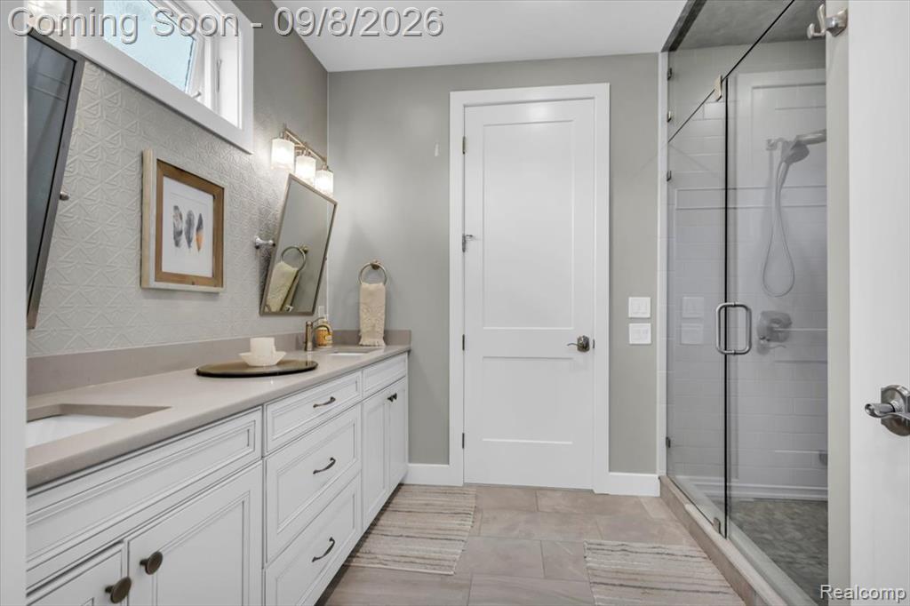 16128 Silvercrest Drive Property Photo 26
