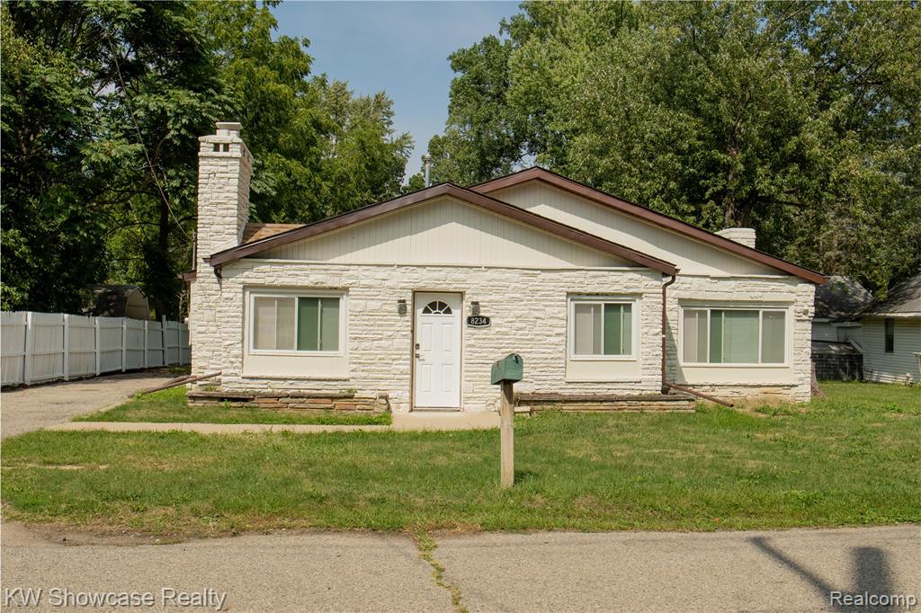 8234 Arlis Street Property Photo 1