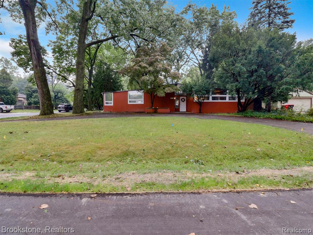 19741 Mahon Street Property Photo 31