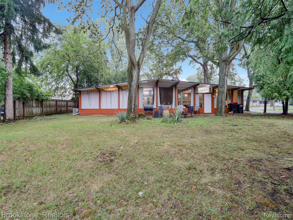 19741 Mahon Street Property Photo 36