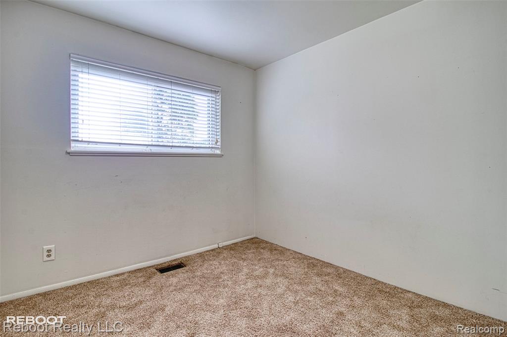 32339 Chalfonte Drive Property Photo 18