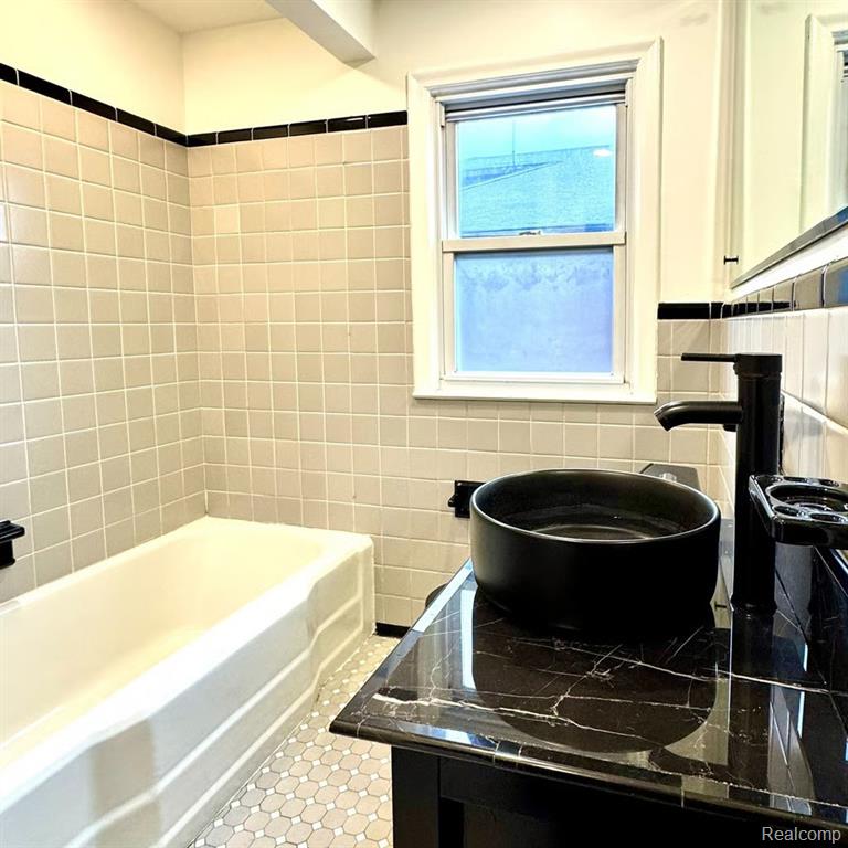17145 Fairfield Street Property Photo 31