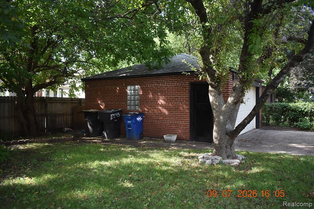 17145 Fairfield Street Property Photo 40