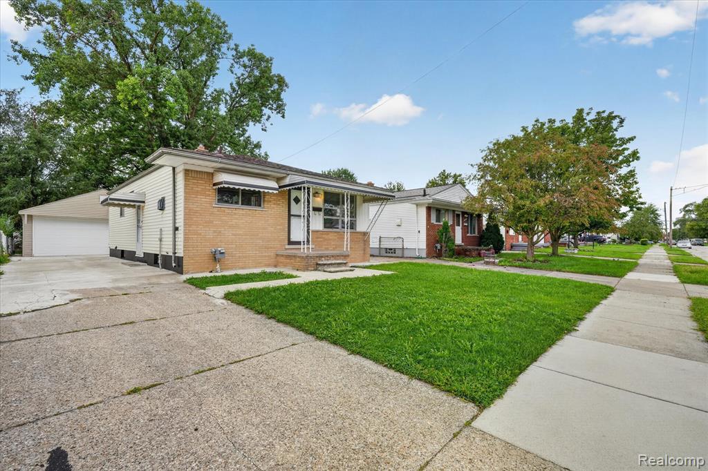 11268 Jewett Avenue Property Photo 1