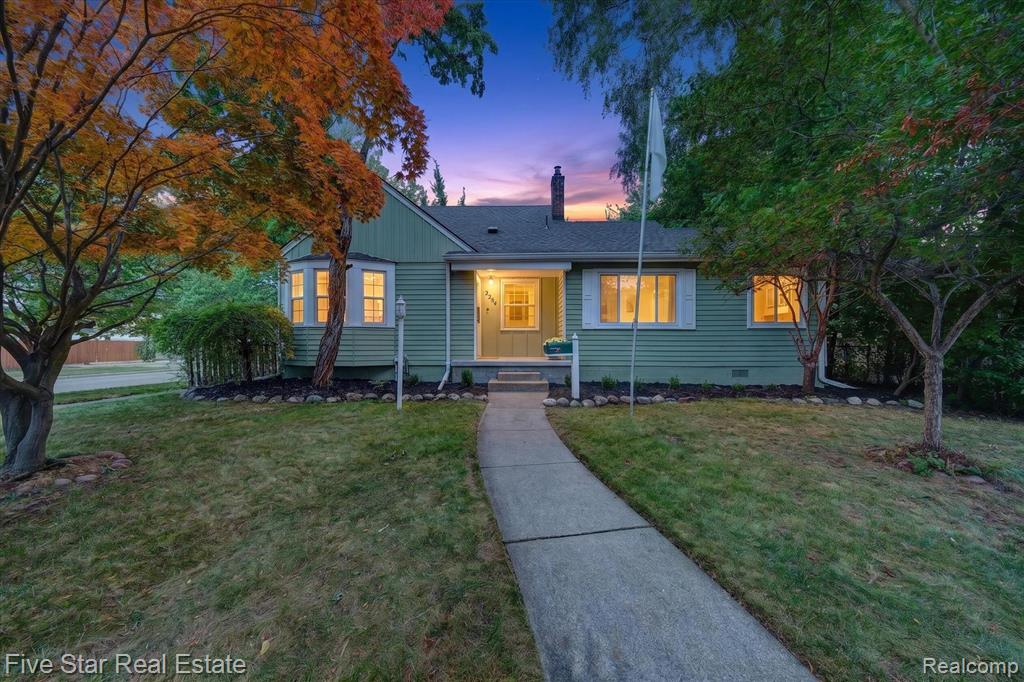 2284 Columbia Road Property Photo 1