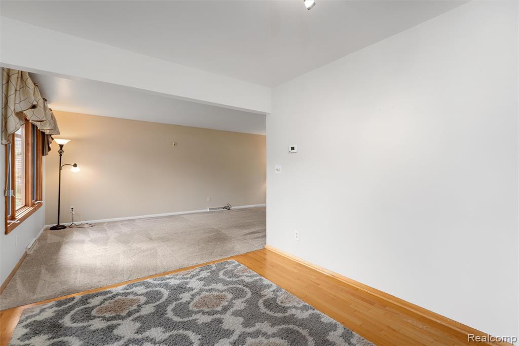 6025 Venice Drive Property Photo 18
