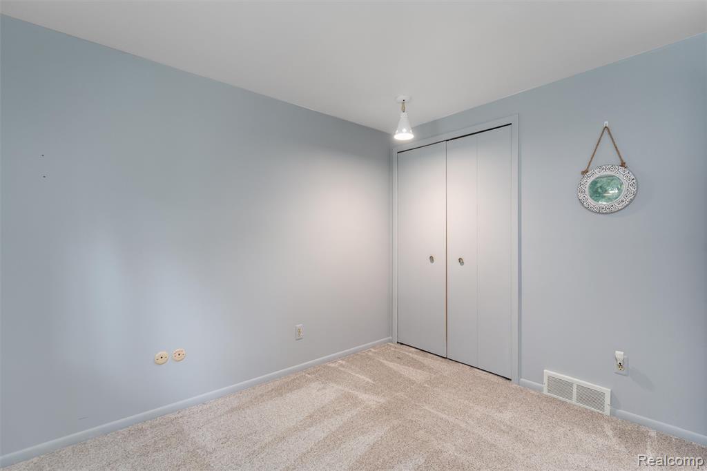 6025 Venice Drive Property Photo 26