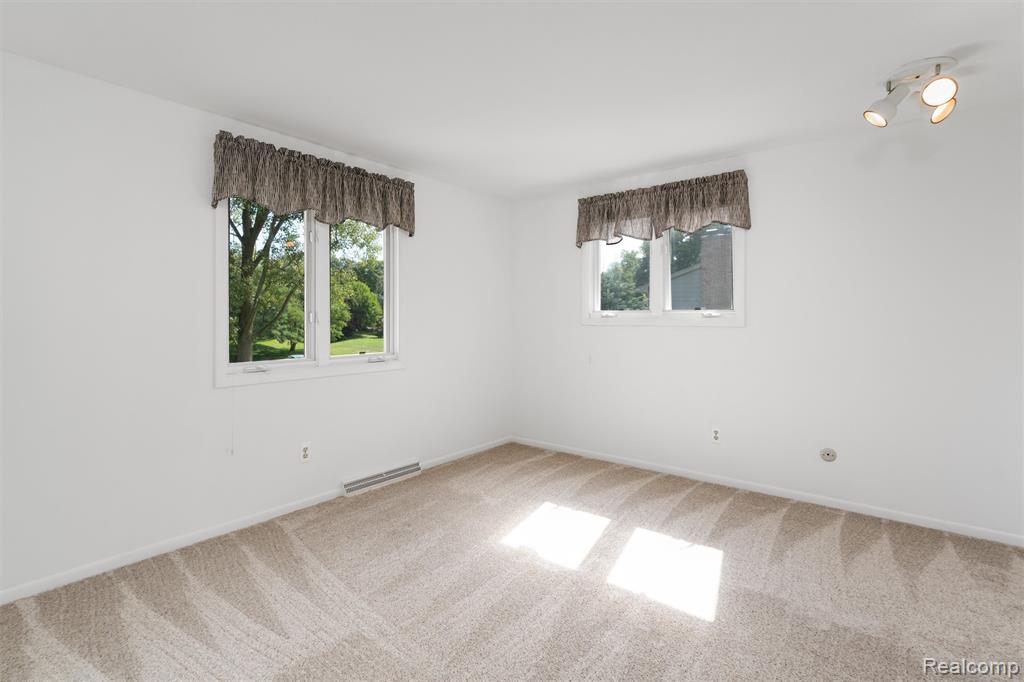 6025 Venice Drive Property Photo 31