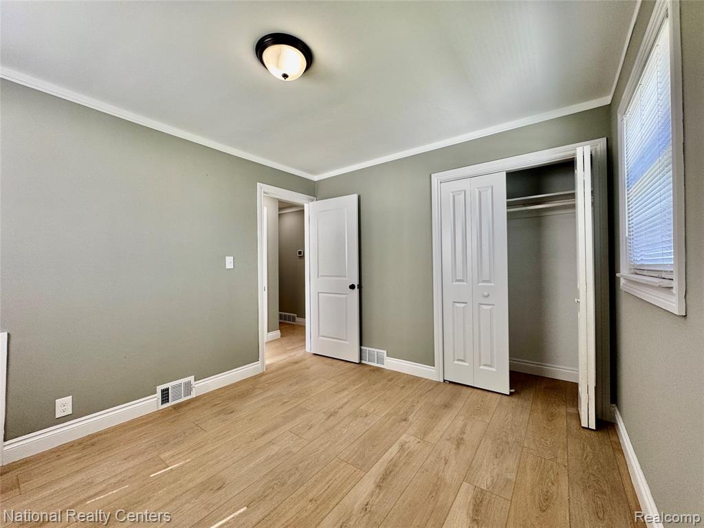 24884 Hayes Avenue Property Photo 21