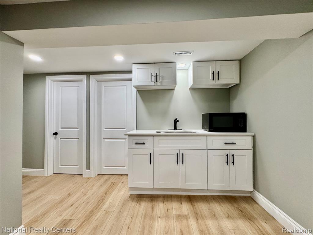 24884 Hayes Avenue Property Photo 31