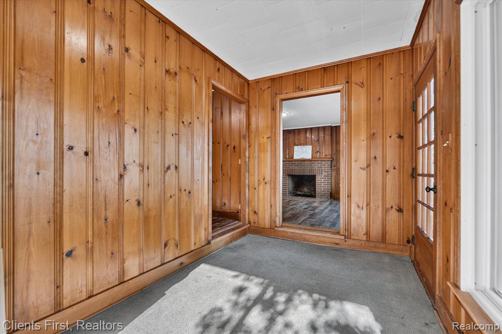 14344 Edgewater Drive Property Photo 8