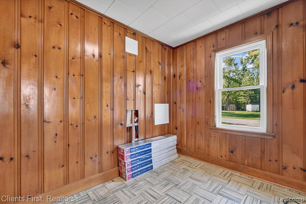 14344 Edgewater Drive Property Photo 18