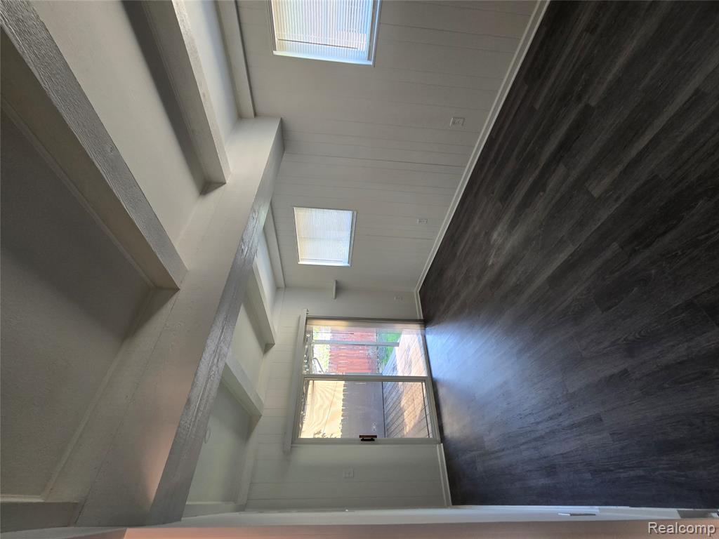 8465 Helen Property Photo 10