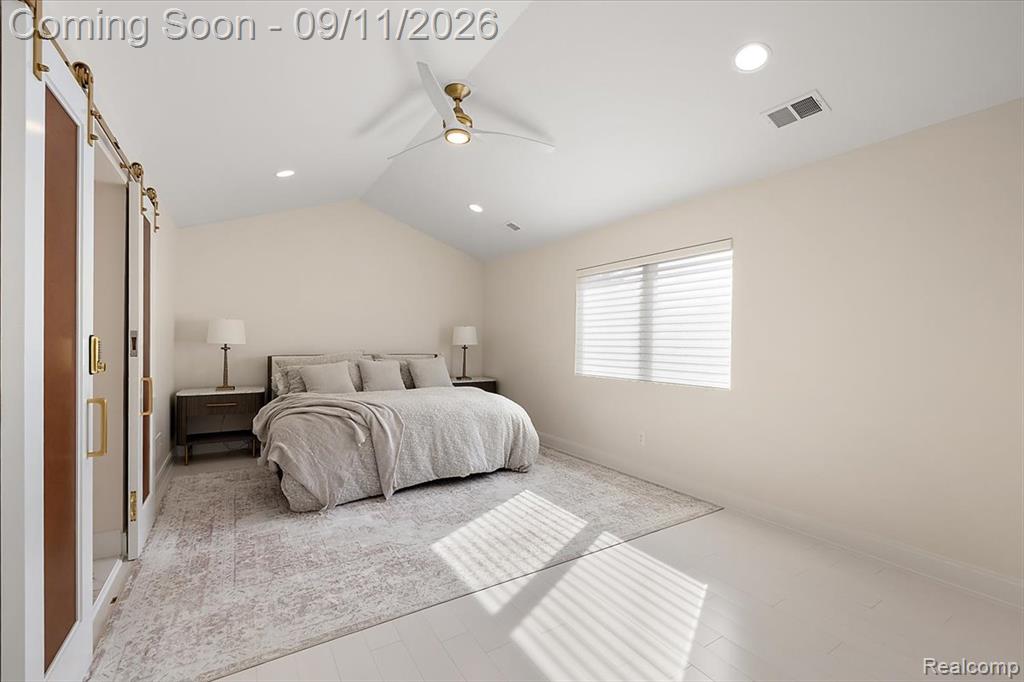 523 Renshaw Street Property Photo 14