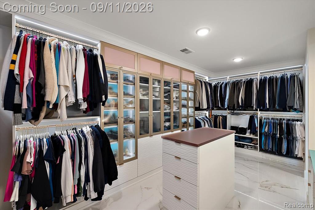 523 Renshaw Street Property Photo 25