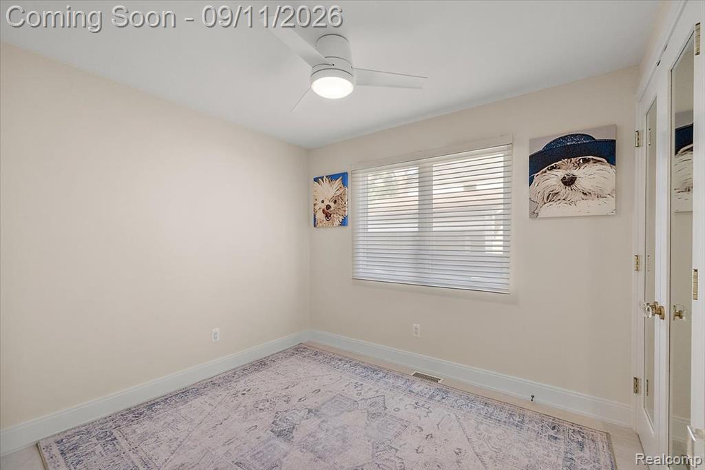 523 Renshaw Street Property Photo 36