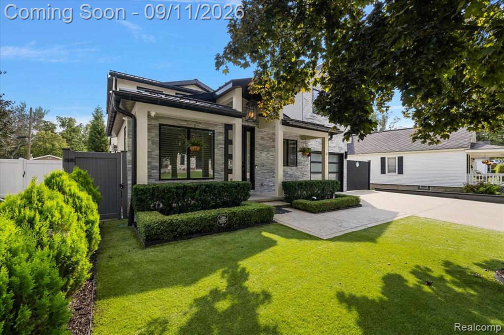 523 Renshaw Street Property Photo 64