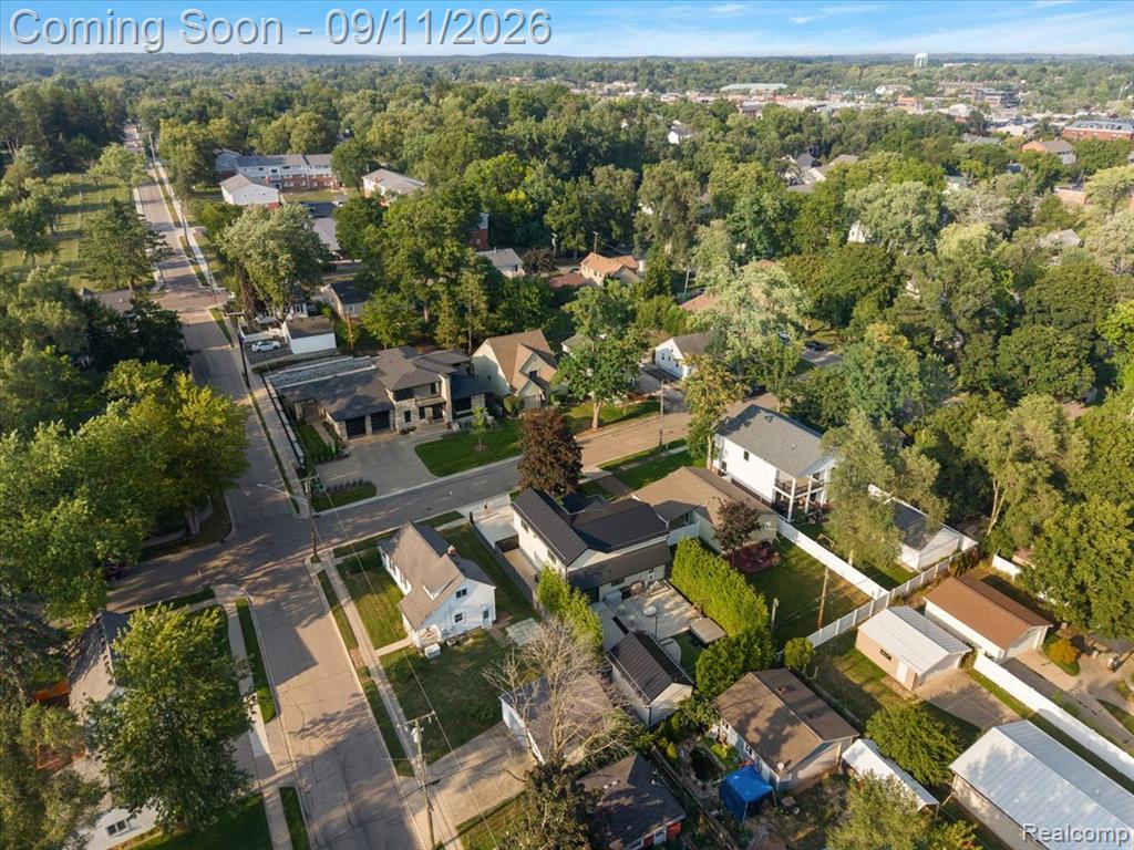 523 Renshaw Street Property Photo 85