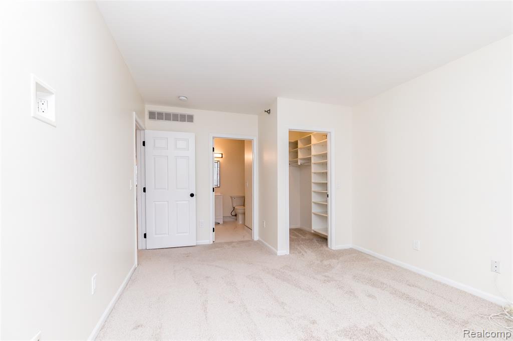 25540 Saint James Property Photo 18