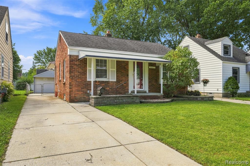 24911 Cooke Street Property Photo 1