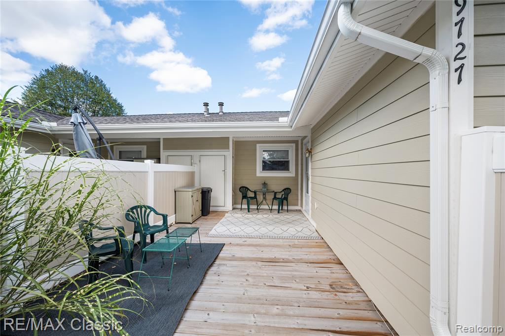39727 Village Wood Lane Property Photo 1