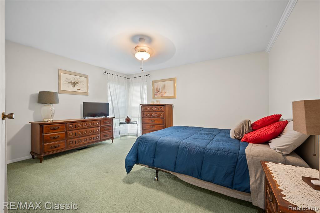 39727 Village Wood Lane Property Photo 12