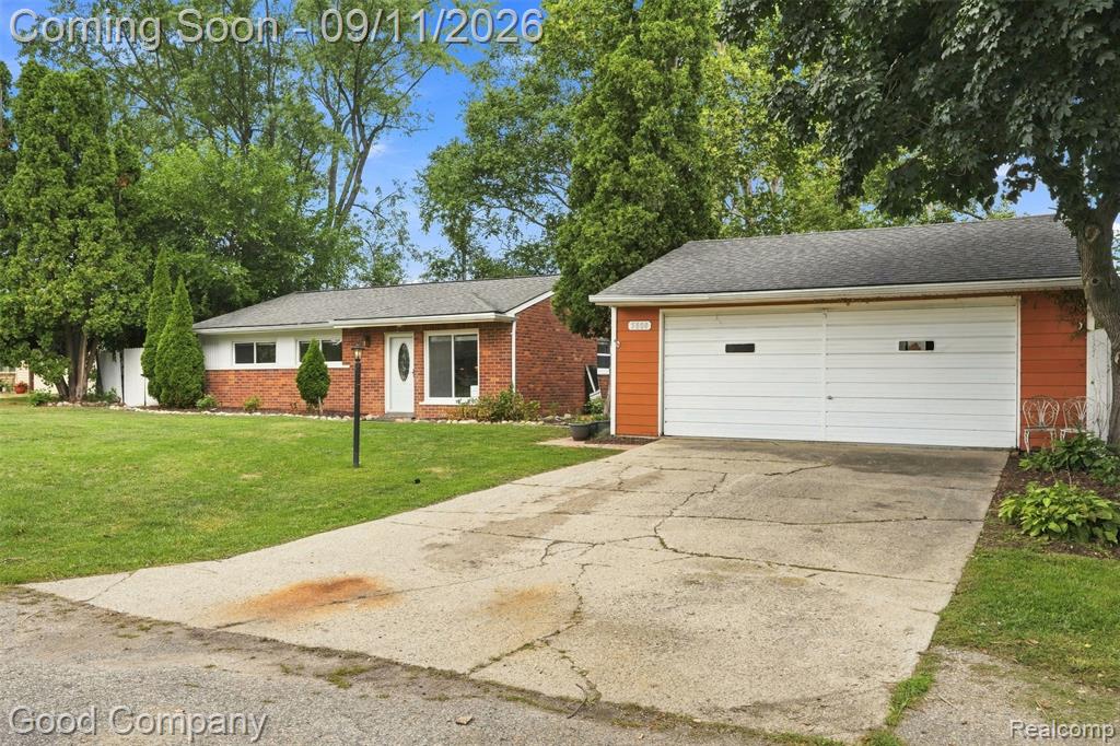 5800 Cambrook Lane Property Photo 3