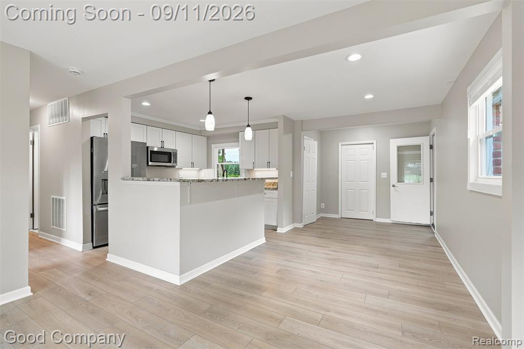 5800 Cambrook Lane Property Photo 10