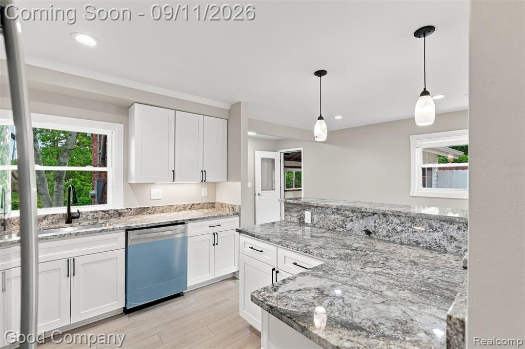 5800 Cambrook Lane Property Photo 13