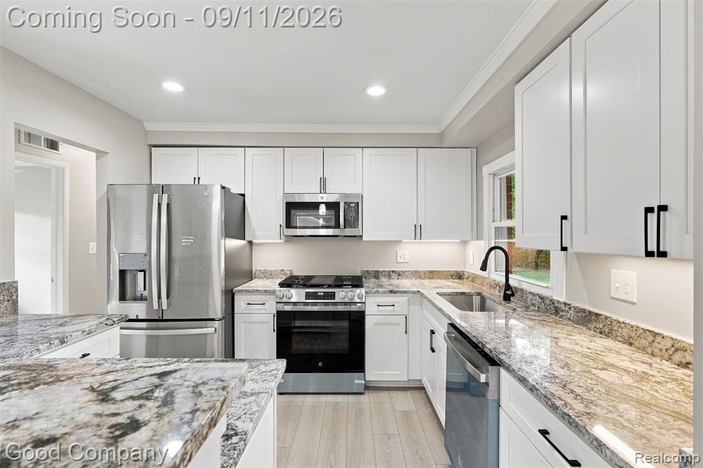 5800 Cambrook Lane Property Photo 15