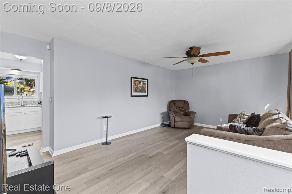 15063 Annapolis Drive Property Photo 4