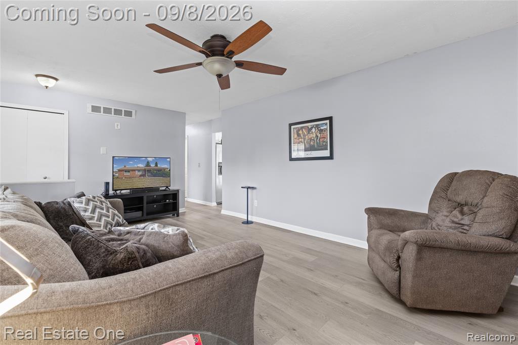 15063 Annapolis Drive Property Photo 6