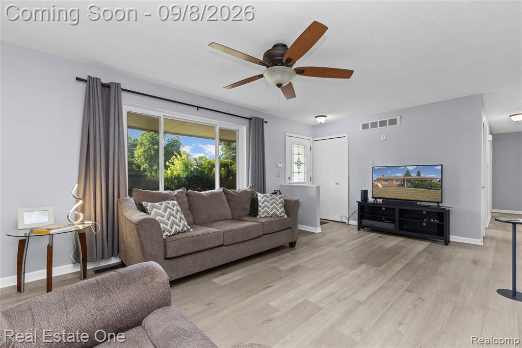 15063 Annapolis Drive Property Photo 7