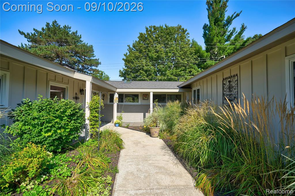 6243 Westview Drive Property Photo 12