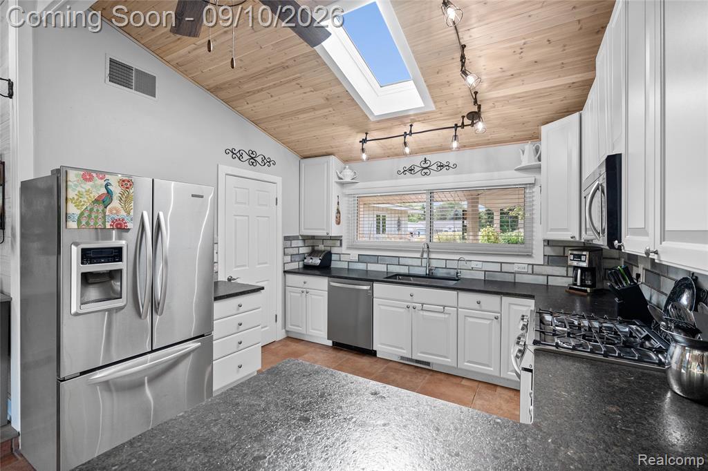 6243 Westview Drive Property Photo 49