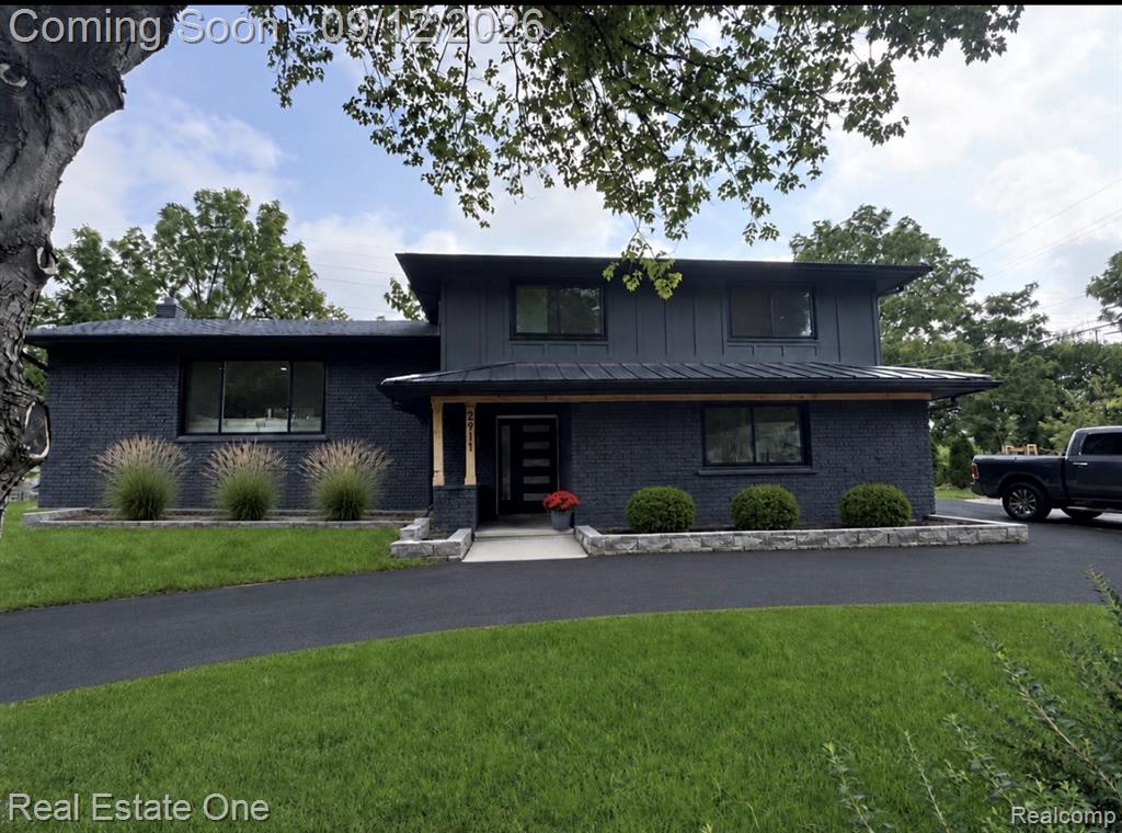2911 Aldgate Drive Property Photo 1