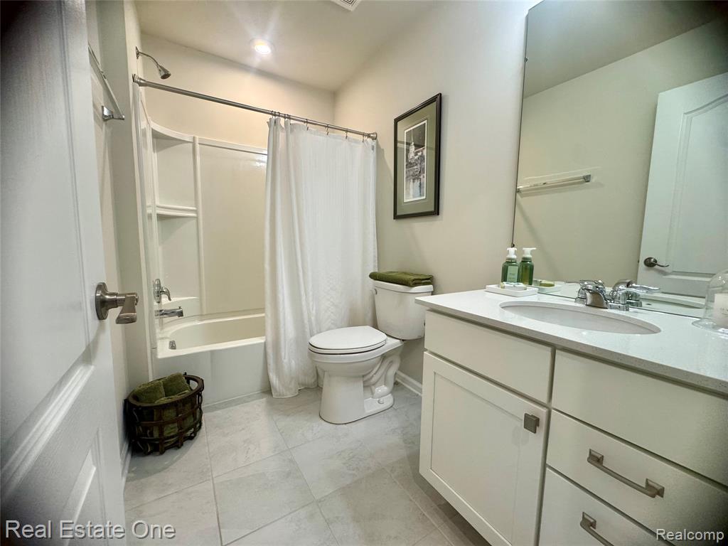 297 Strawberry Drive Property Photo 17